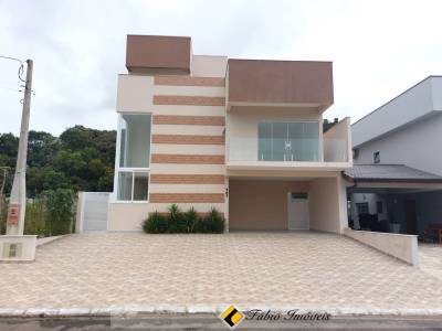 Casa em Peruíbe para venda