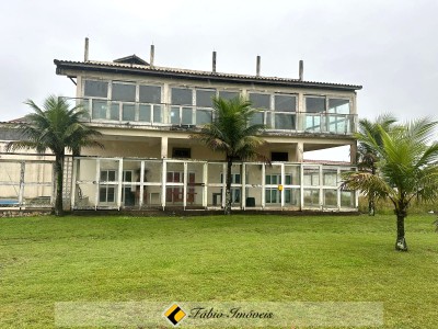 Casa em Peruíbe para venda